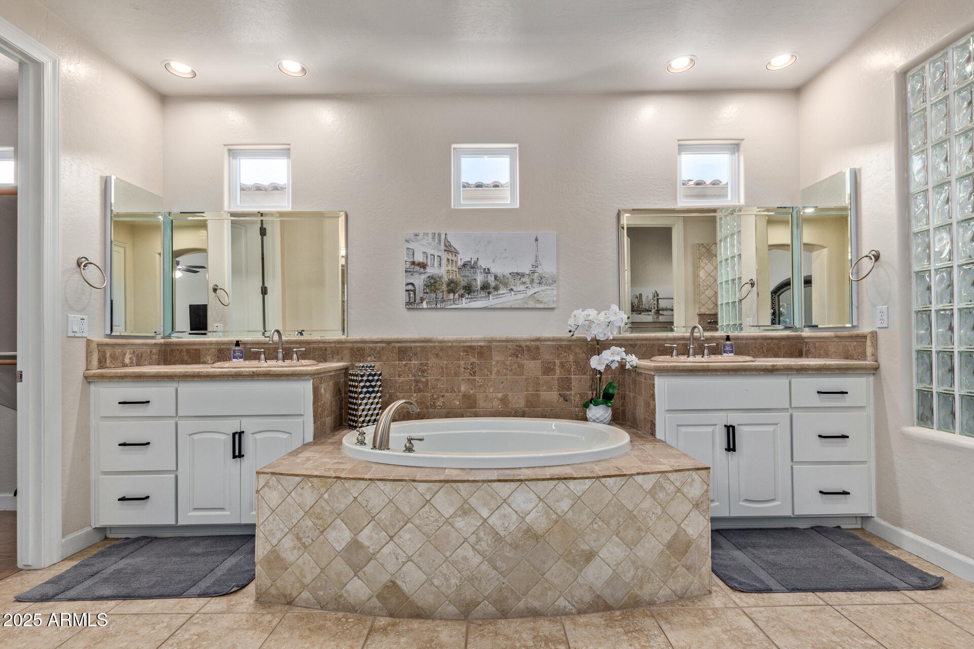 8566 E ANGEL SPIRIT Drive