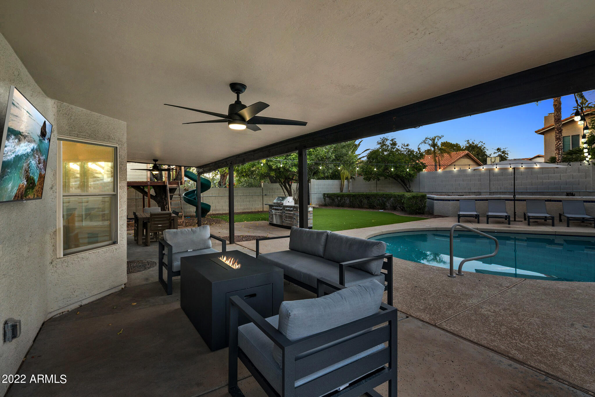 5408 E KELTON Lane