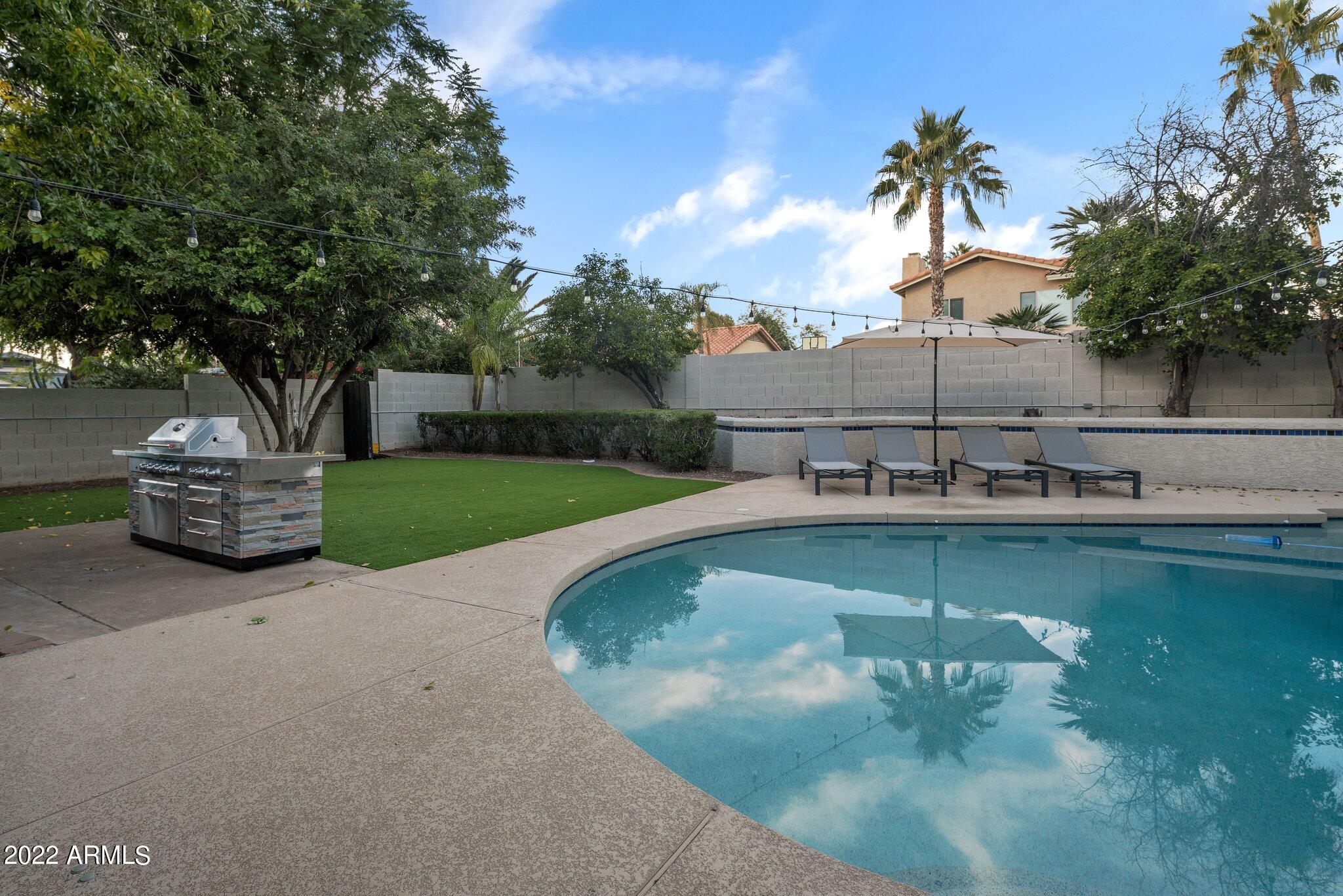 5408 E KELTON Lane