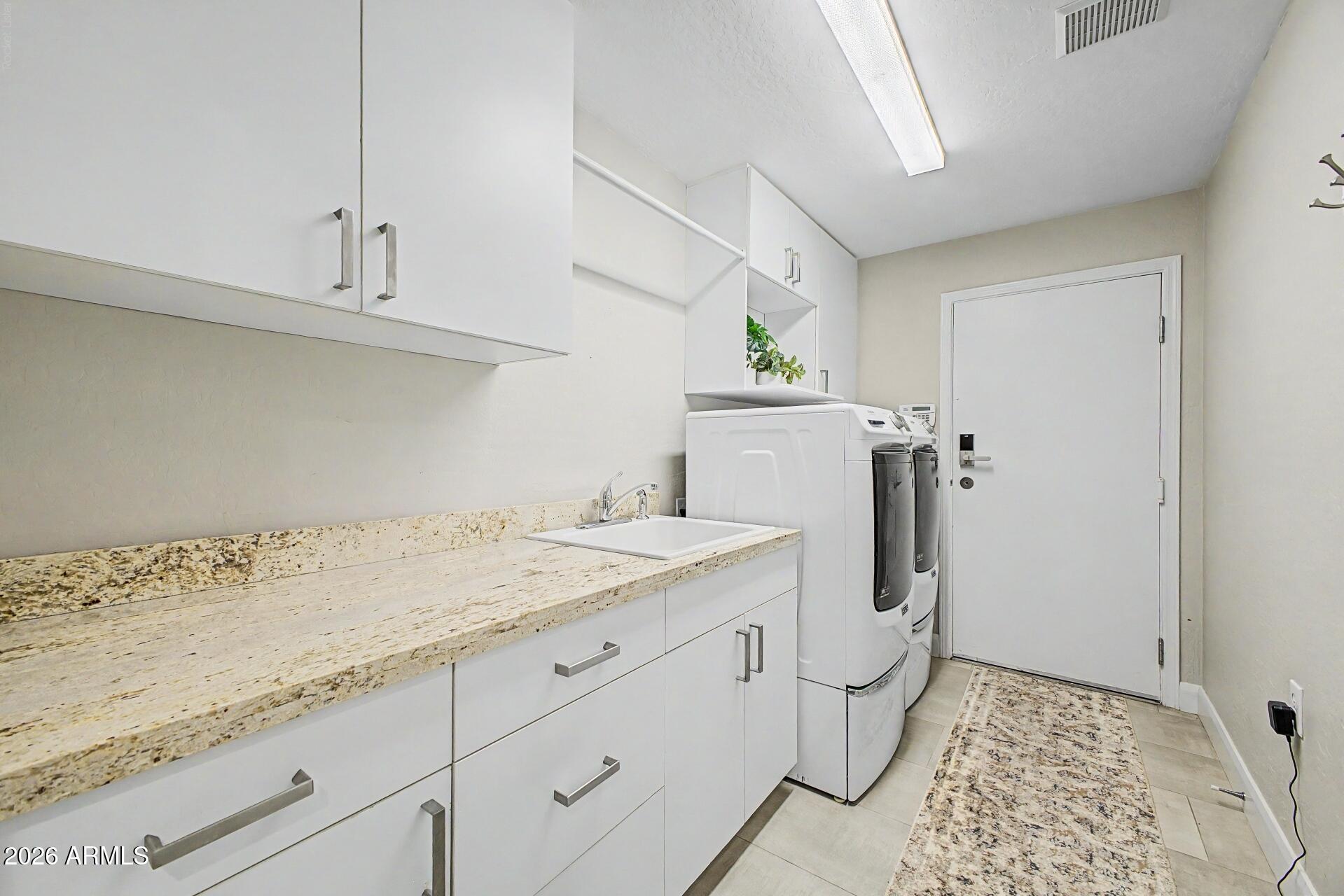 20121 N 76TH Street 1019