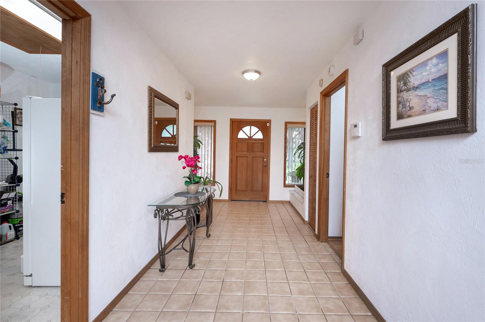 2330 PINE TREE DR