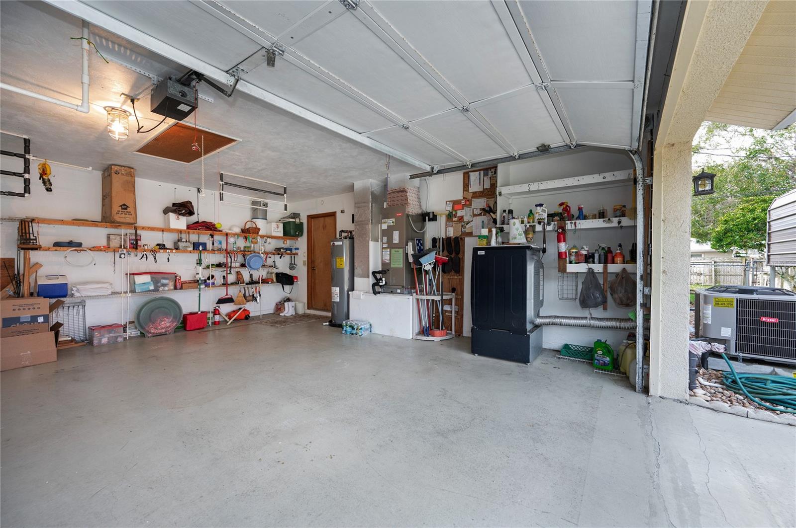 2330 PINE TREE DR