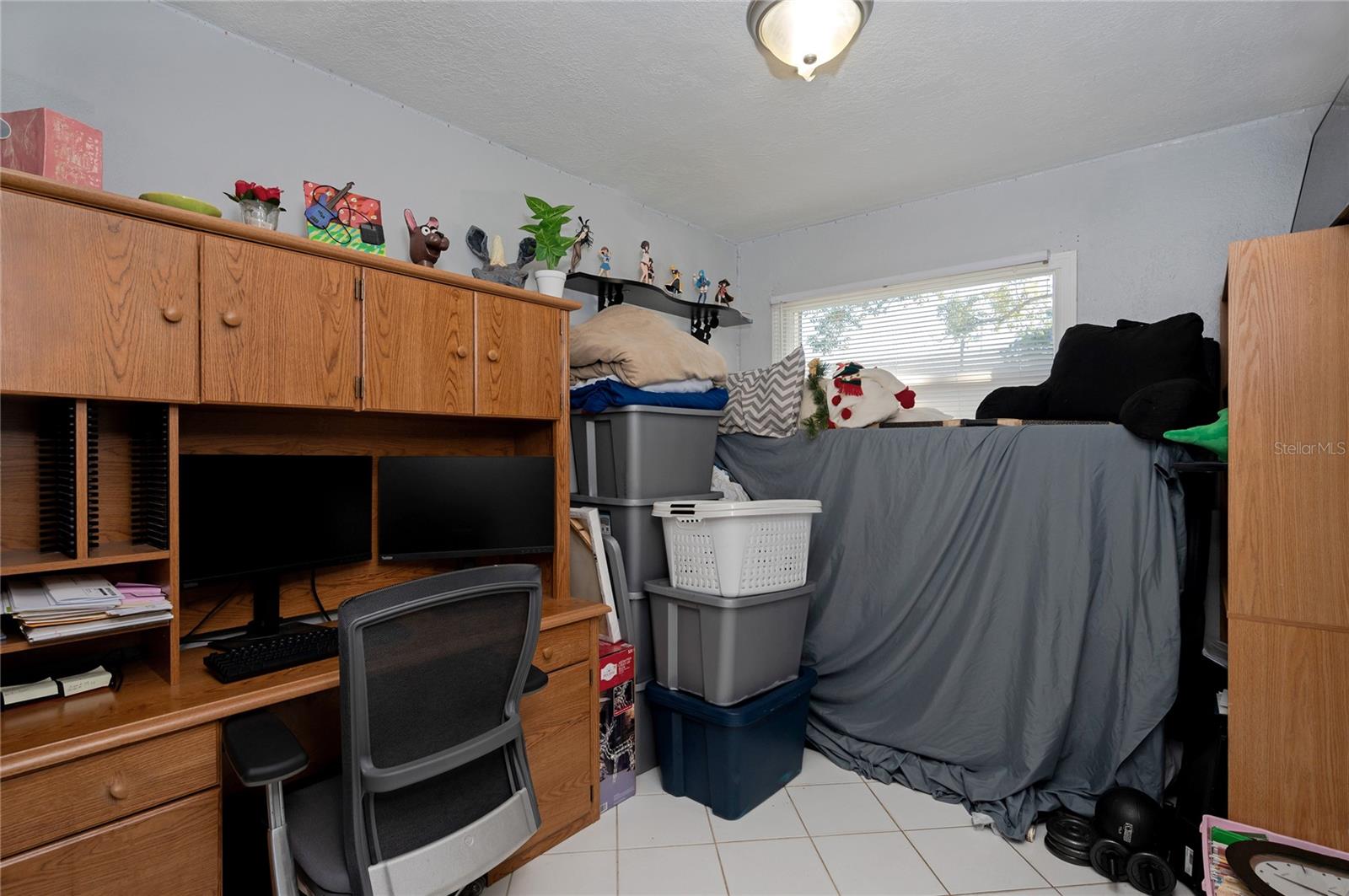 114 S ULYSSES DR