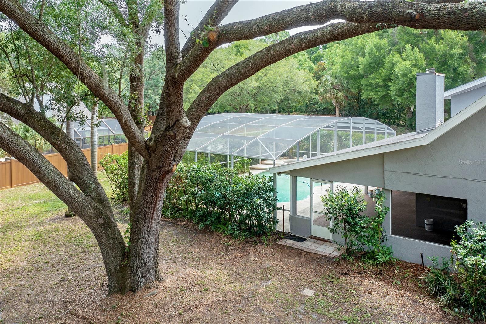 3600 THOMPSON RD