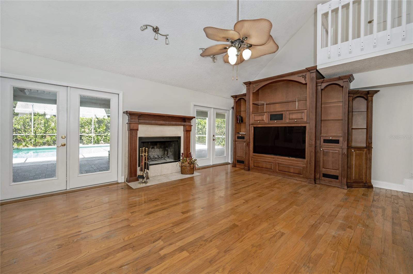 3600 THOMPSON RD