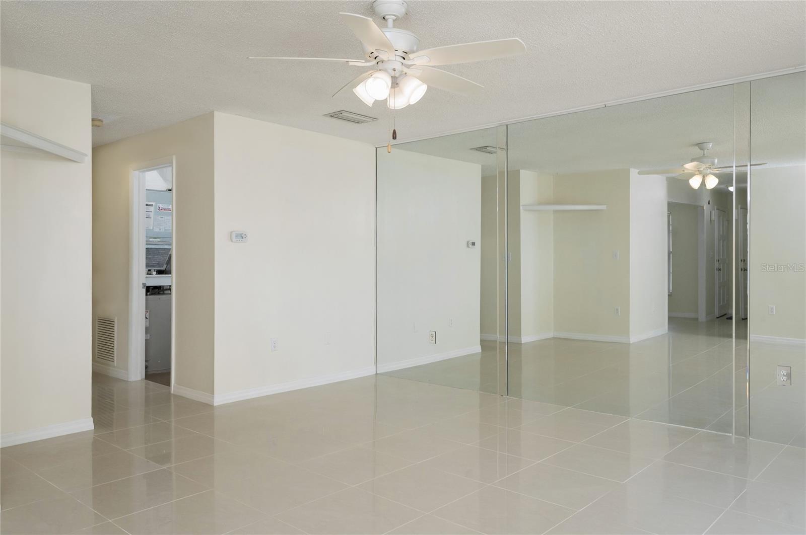 544 CASCADE CIR #102