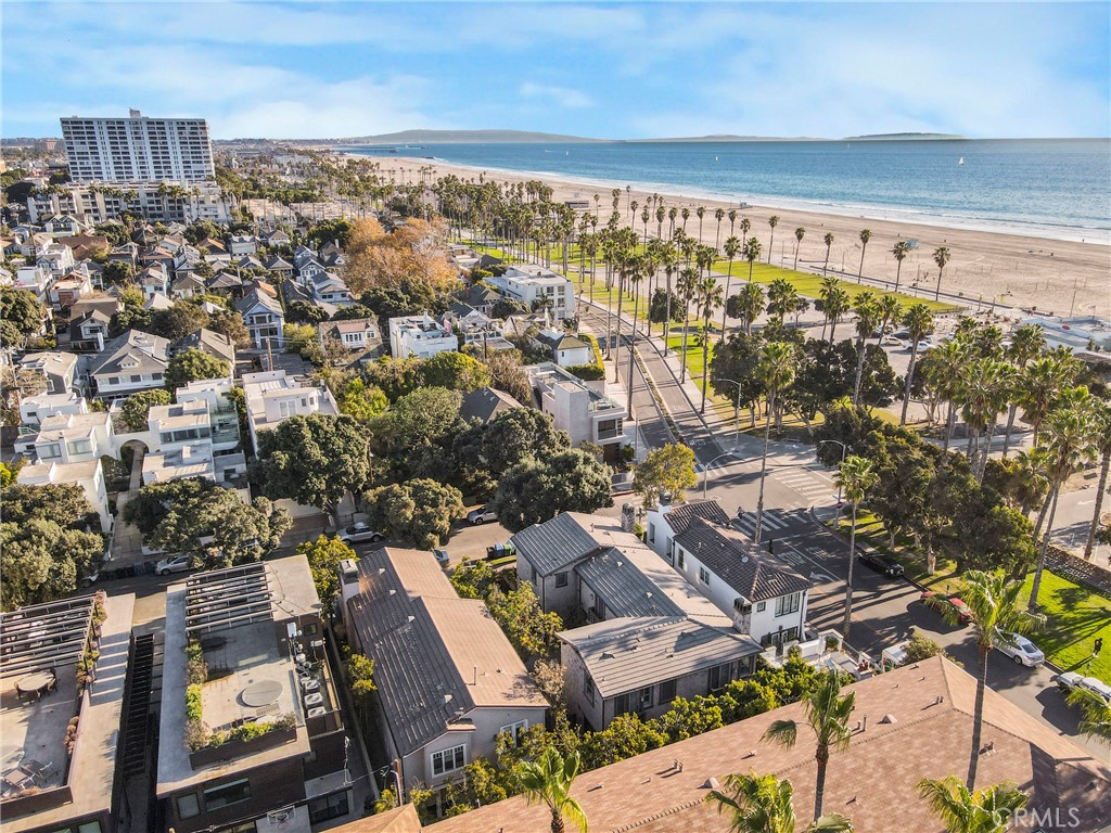 133 Hollister Avenue