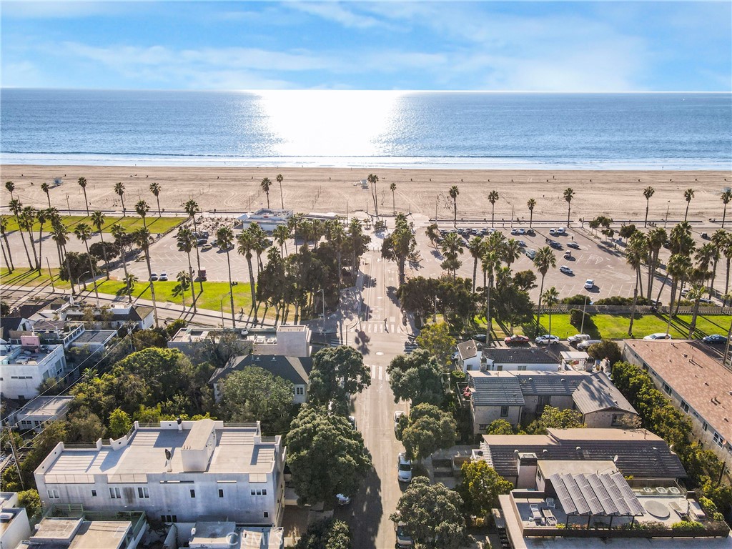 133 Hollister Avenue