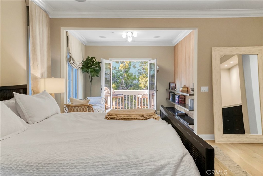 133 Hollister Avenue