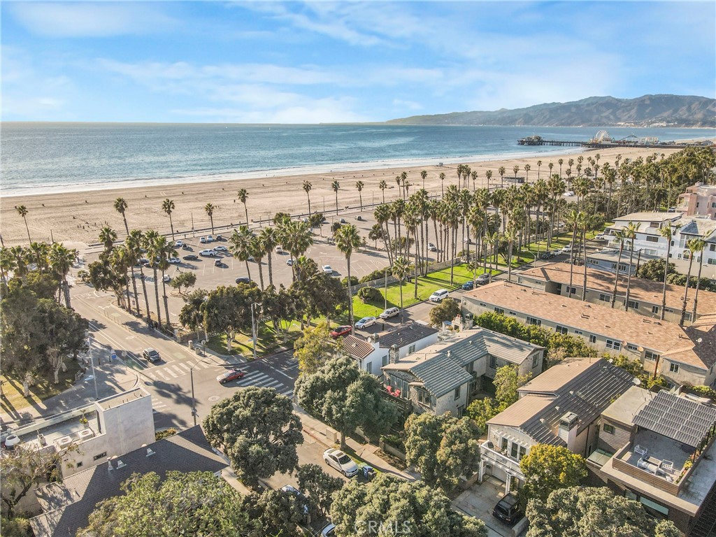 133 Hollister Avenue