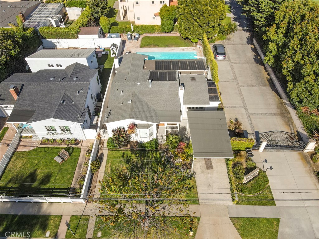 424 S Meadows Ave
