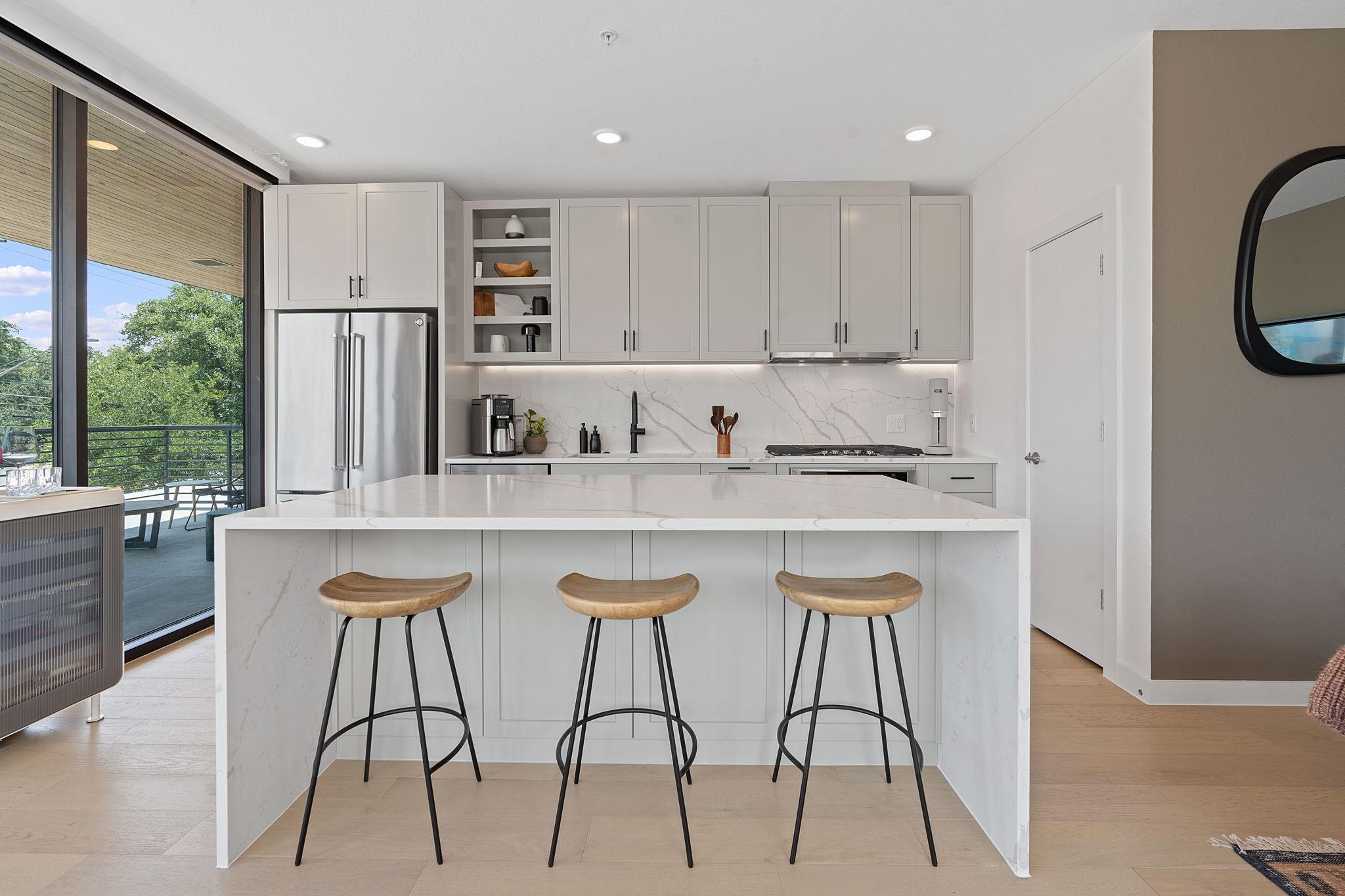 1600 S 1st ST # 206