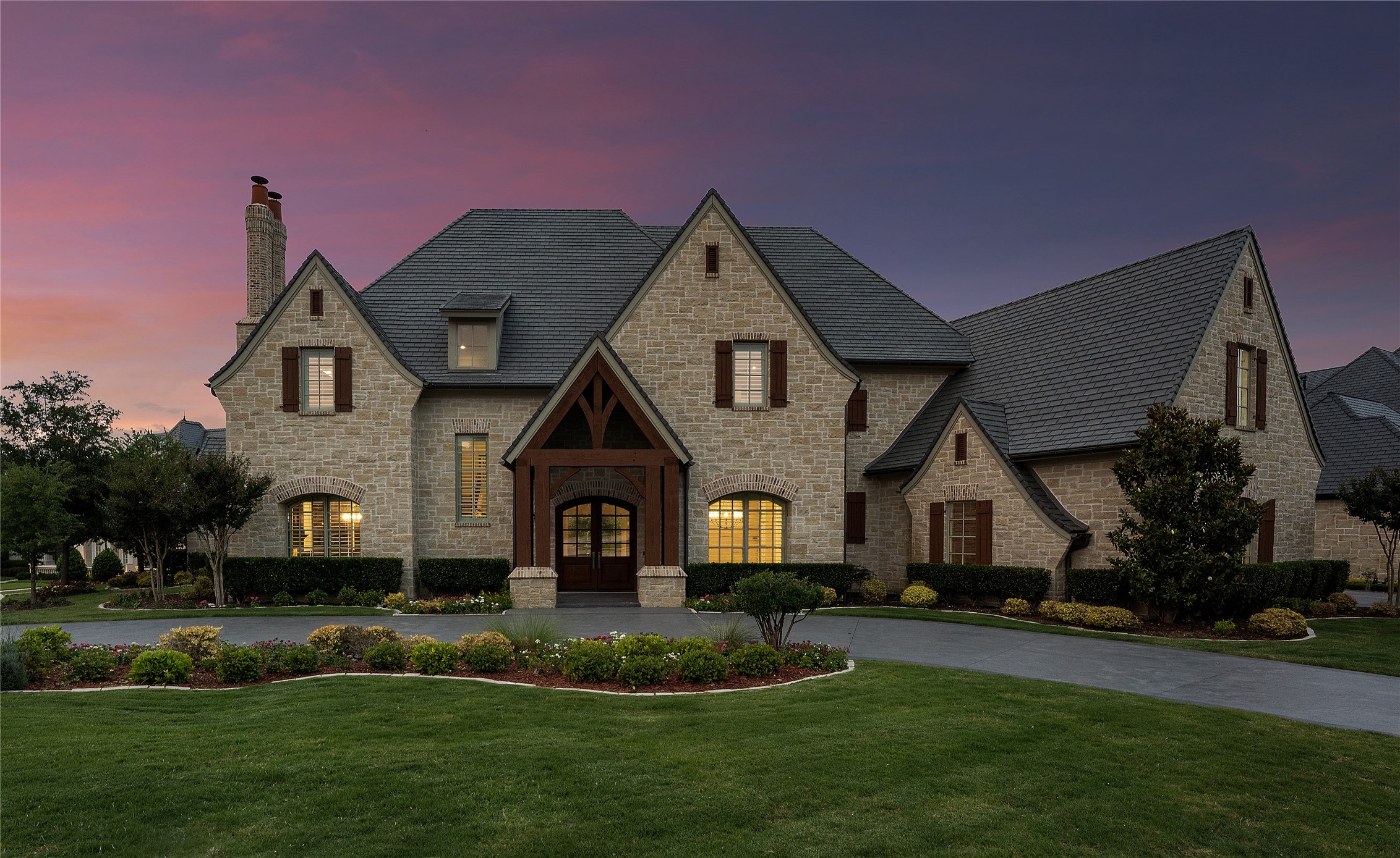 6525 Shady Oaks Drive