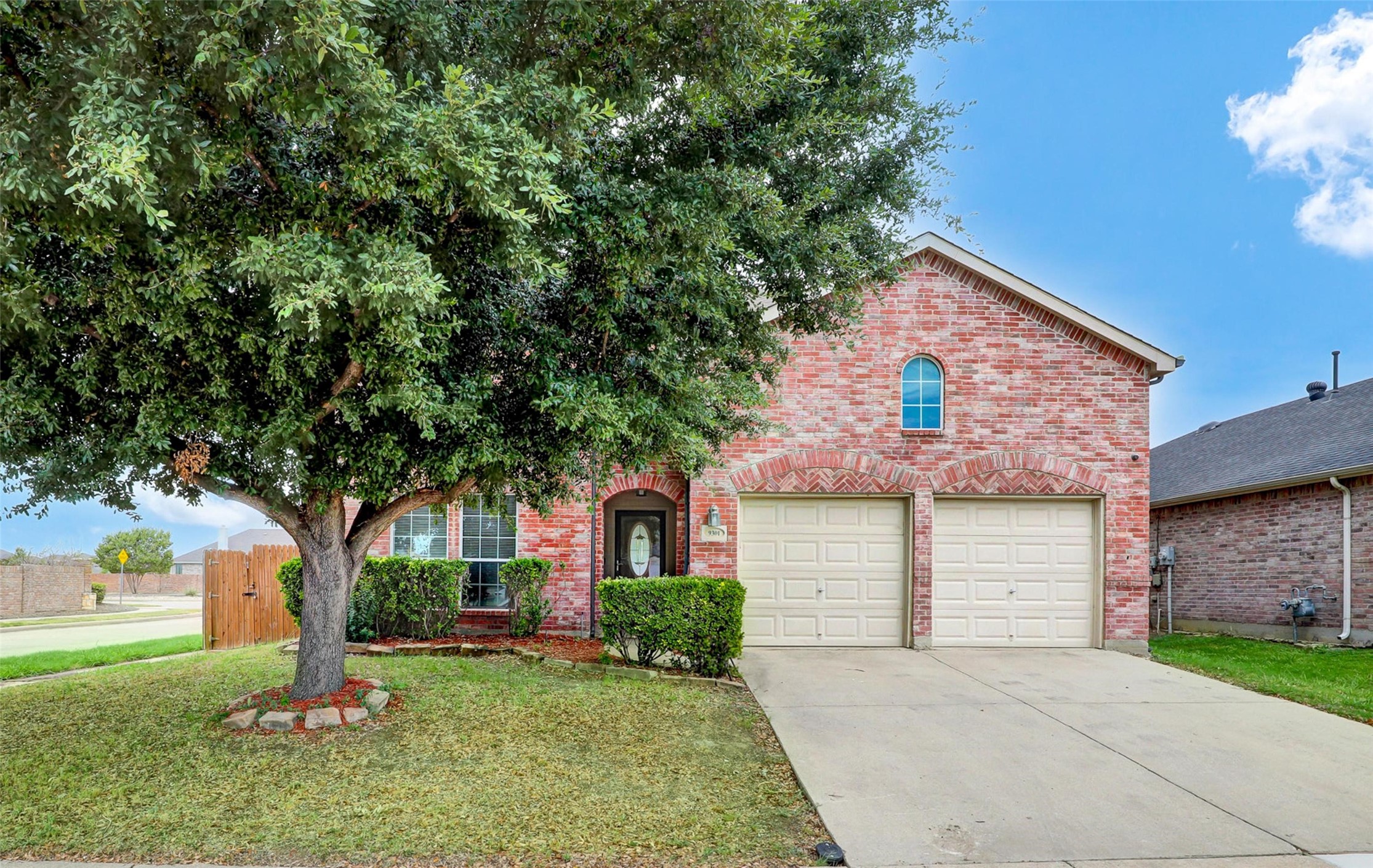 9301 Comanche Ridge Drive