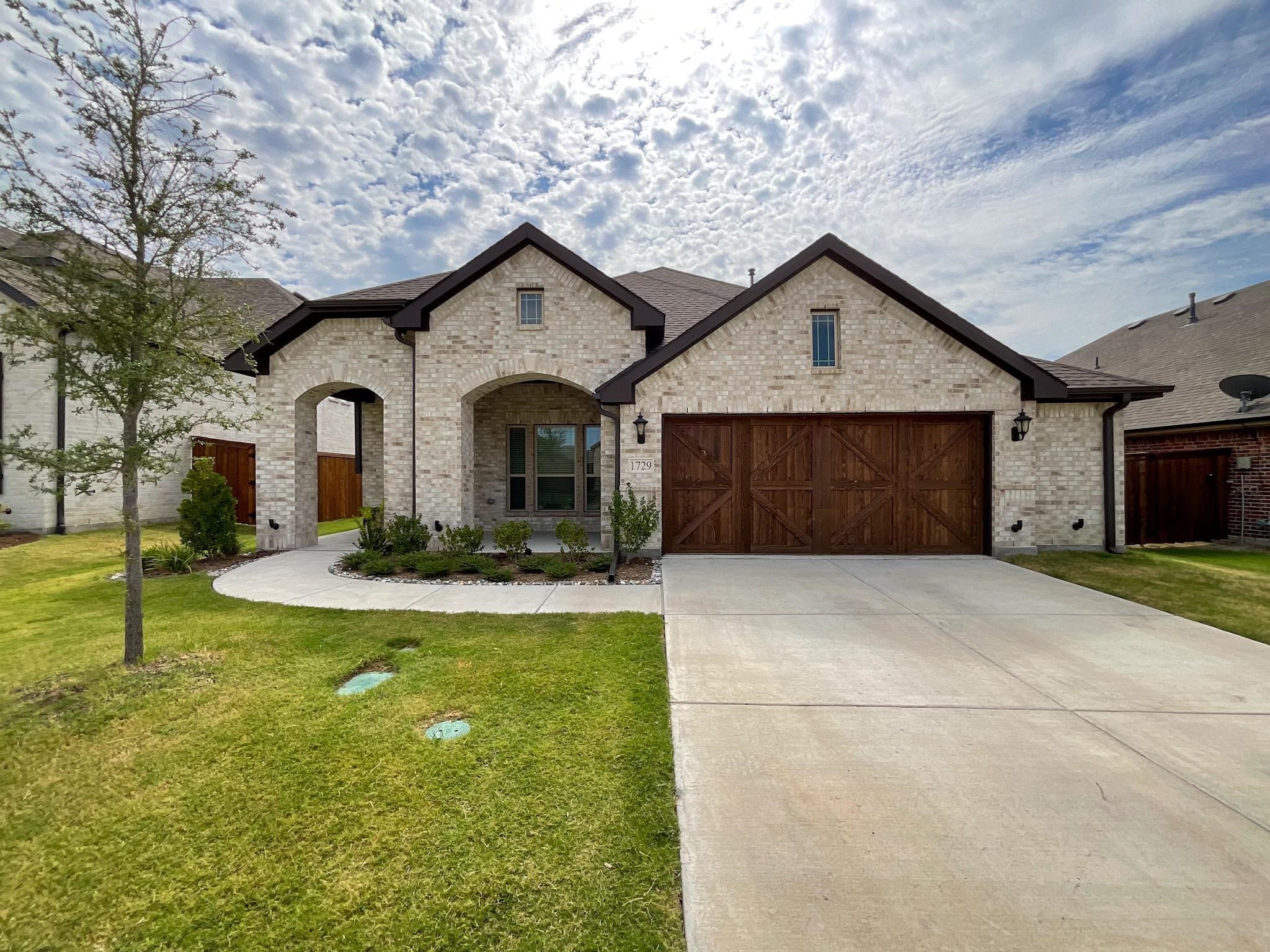 1729 San Donato Lane