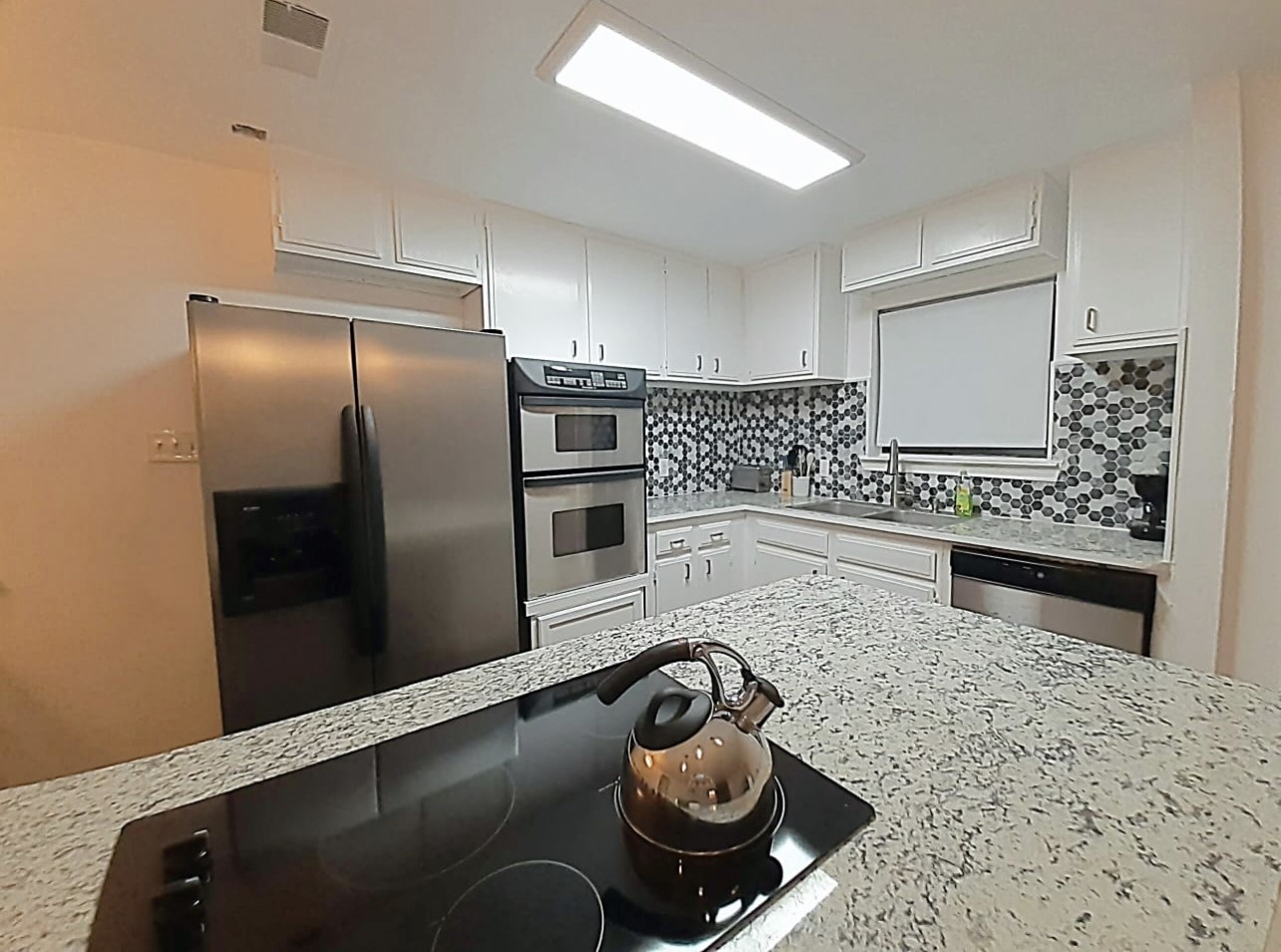 6646 E Lovers Lane 201