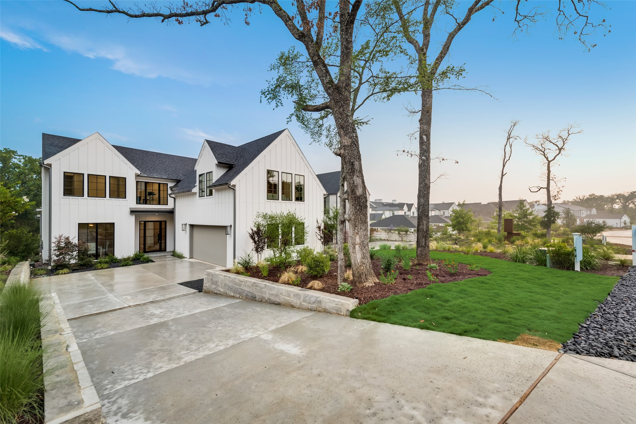 13786 Waterside Drive