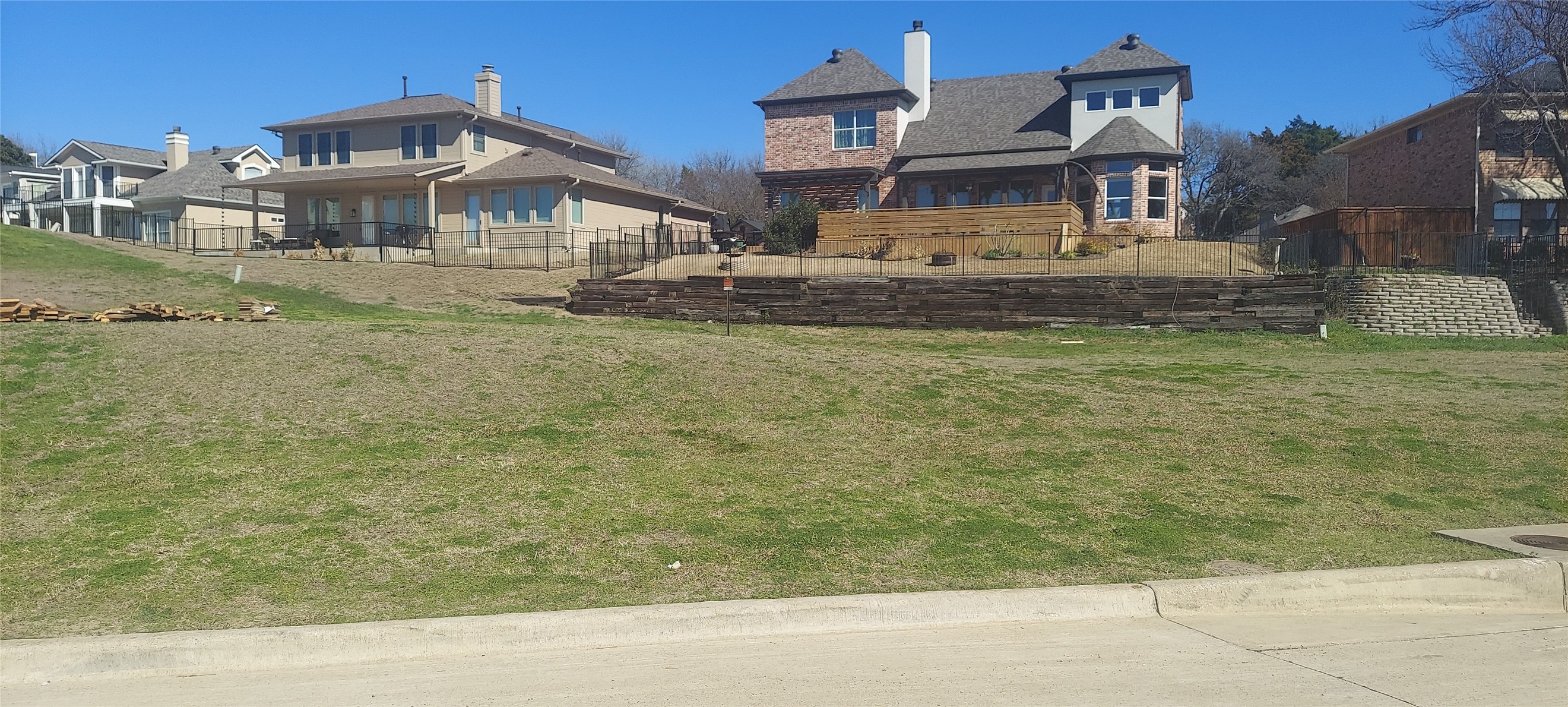 308 Harborview Drive