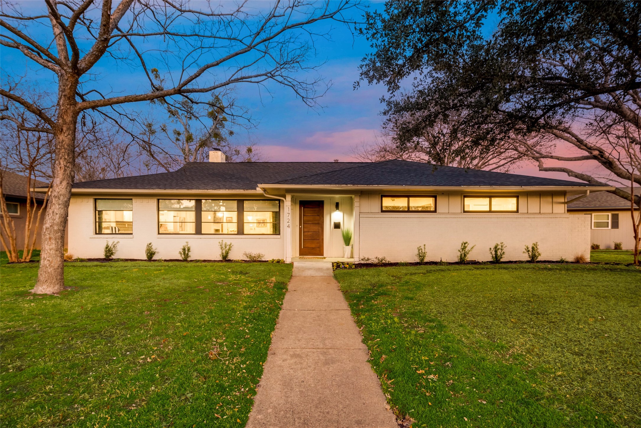 1724 Mapleton Drive