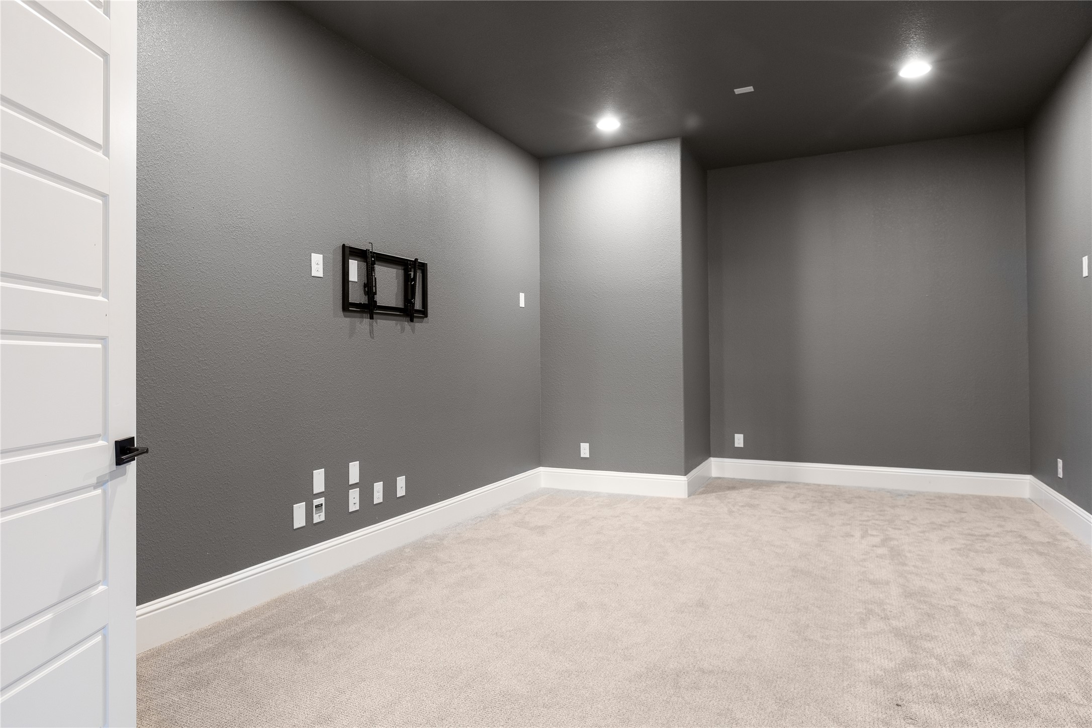 2110 Ivywood Lane