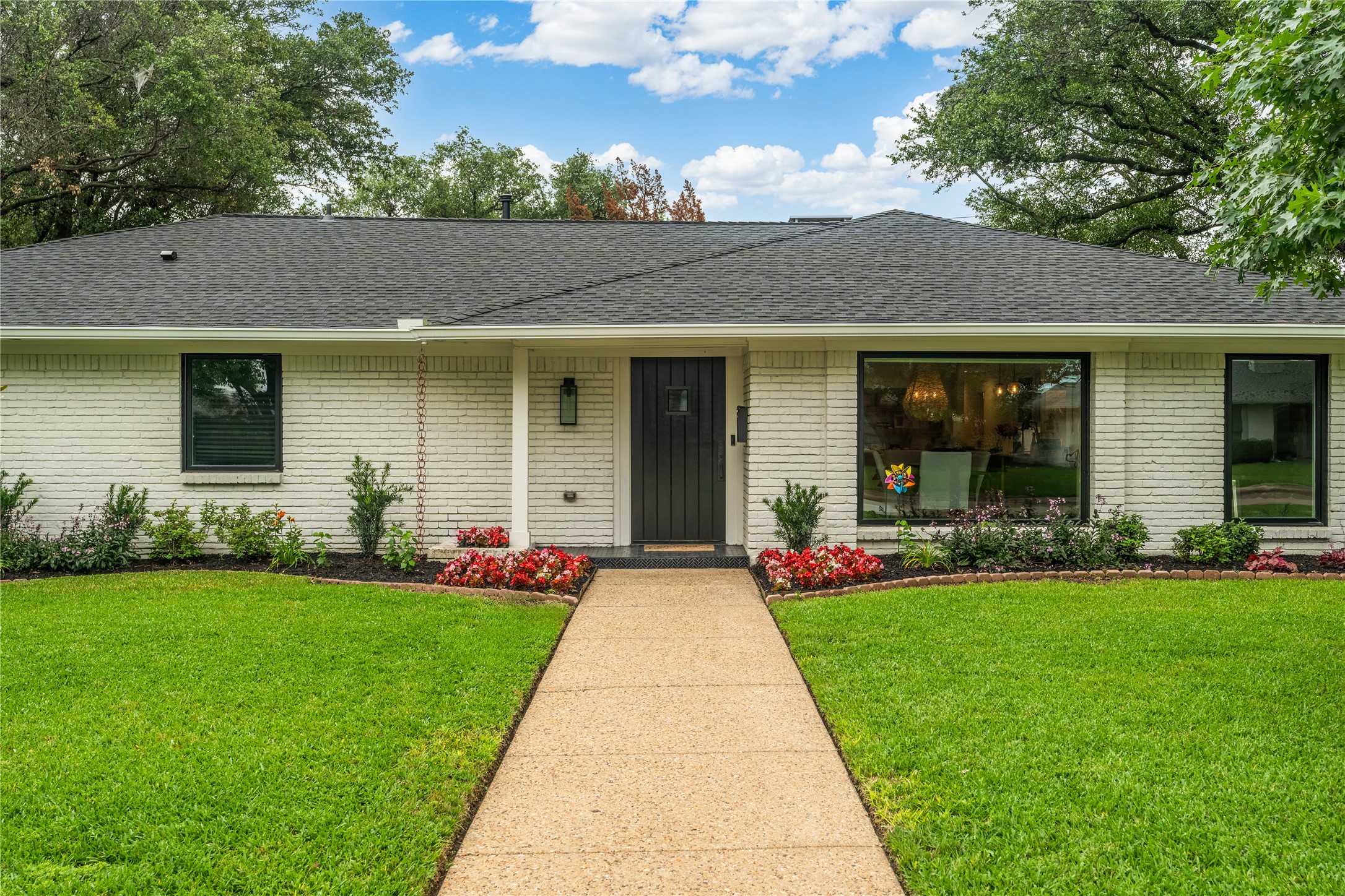 4718 Thunder Road