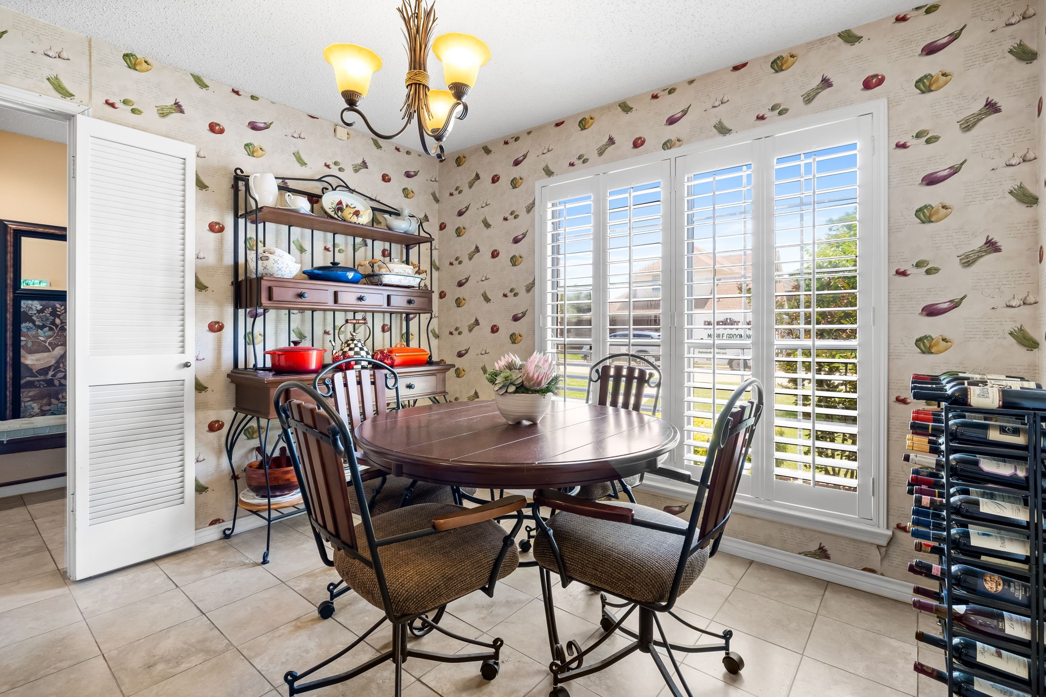 517 Hunters Creek Drive