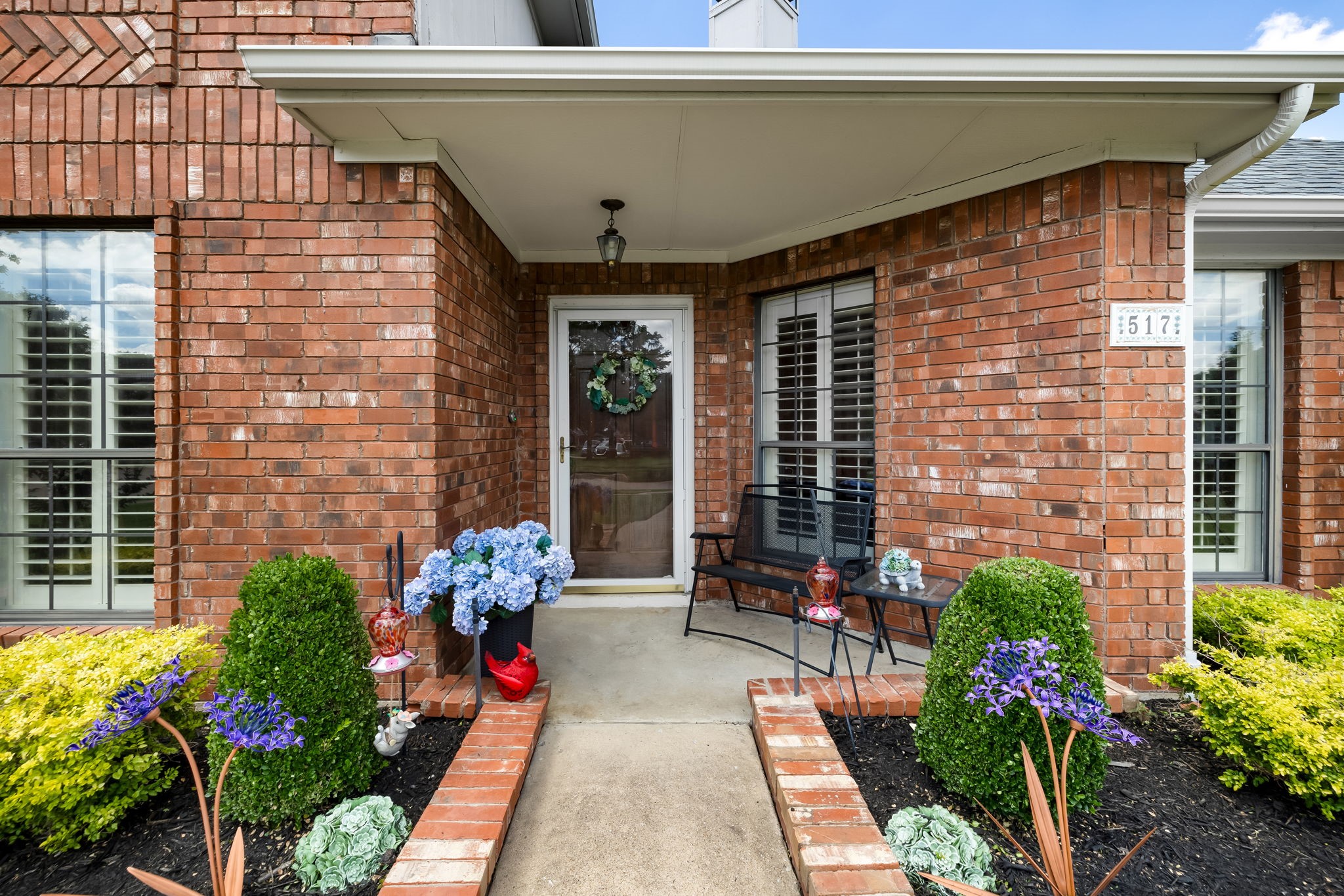 517 Hunters Creek Drive