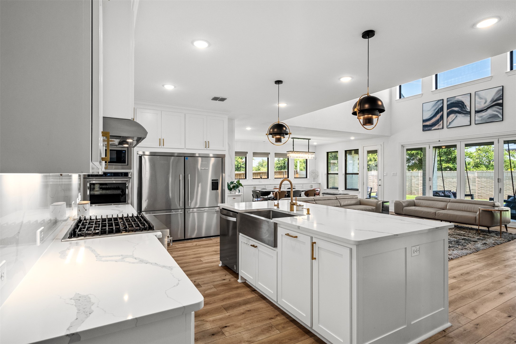 4471 Vivion Drive