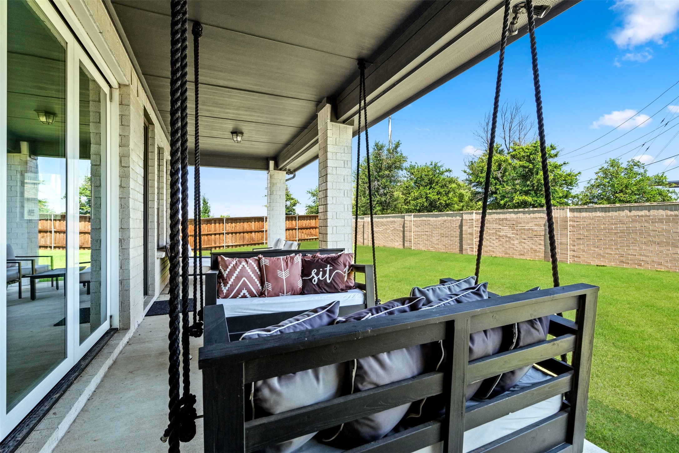 4471 Vivion Drive