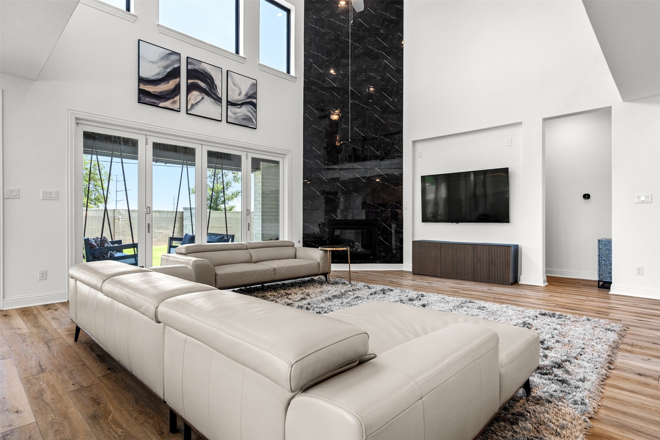 4471 Vivion Drive