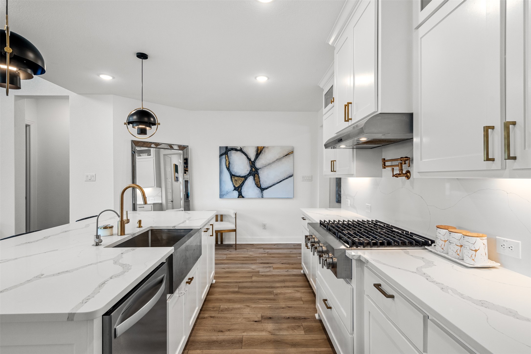 4471 Vivion Drive