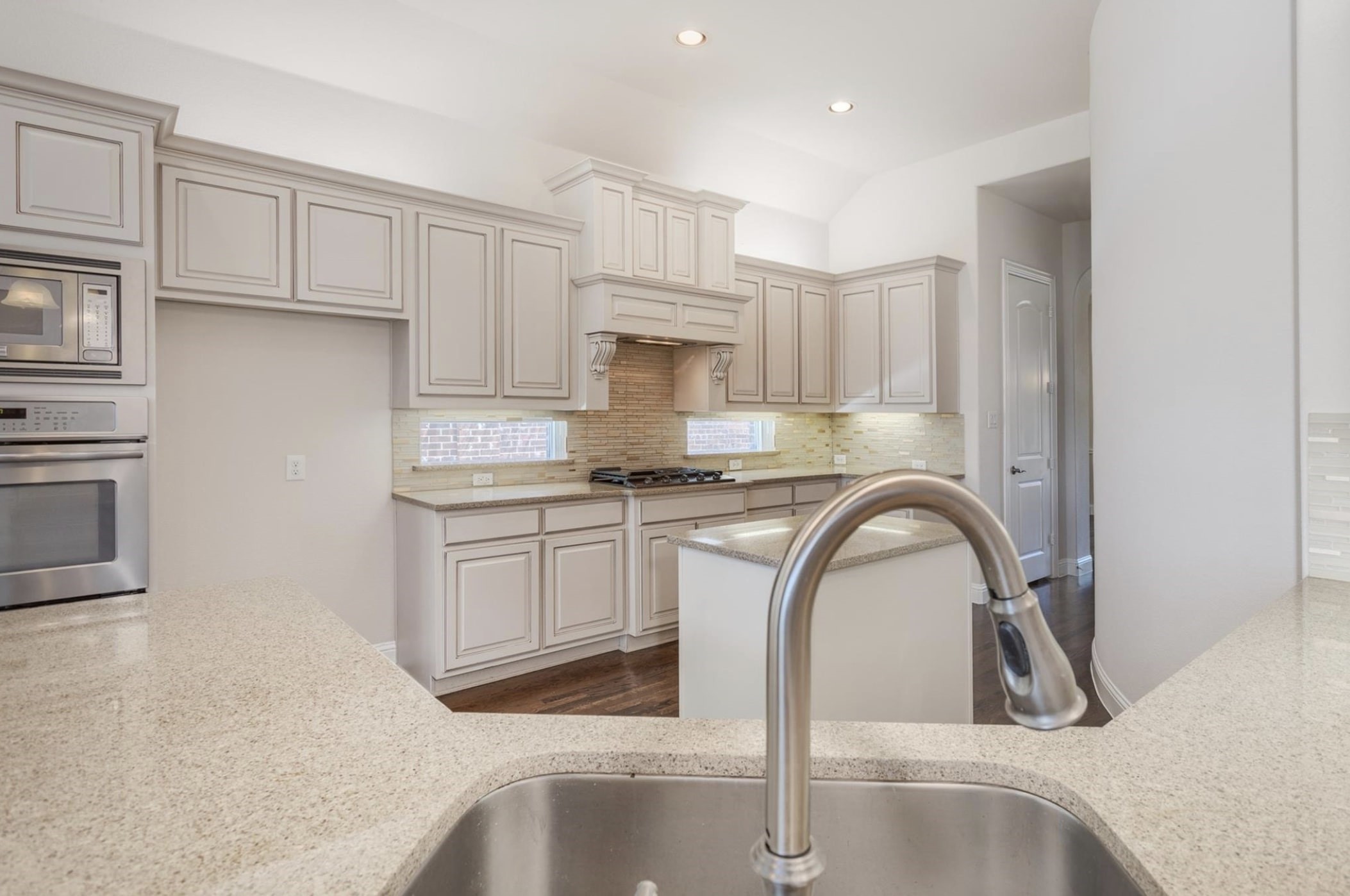 2541 Cladding Drive