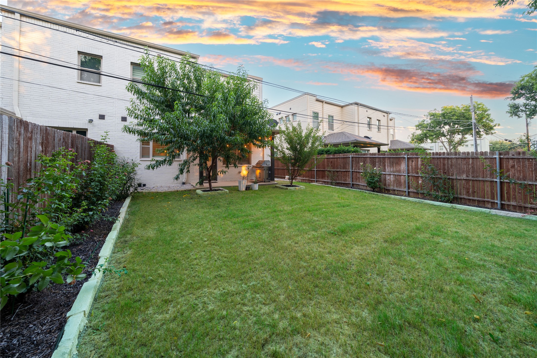 402 Foch Street