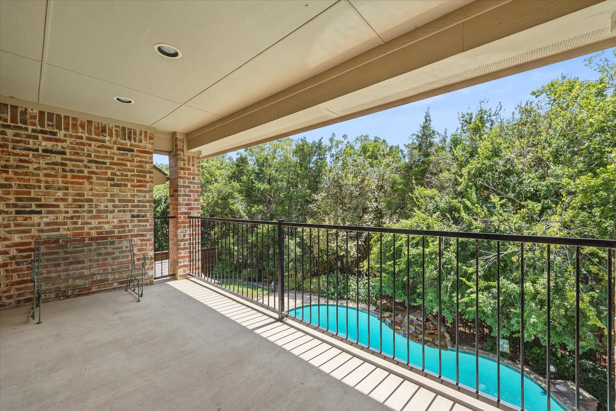 2155 Lake Forest Drive