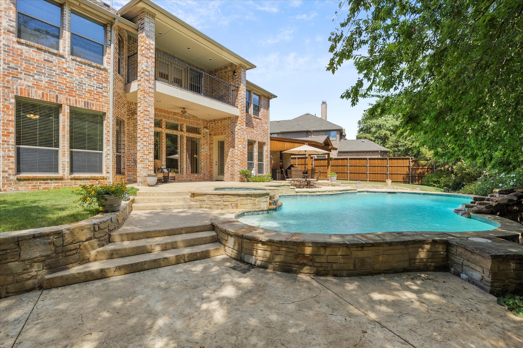 2155 Lake Forest Drive