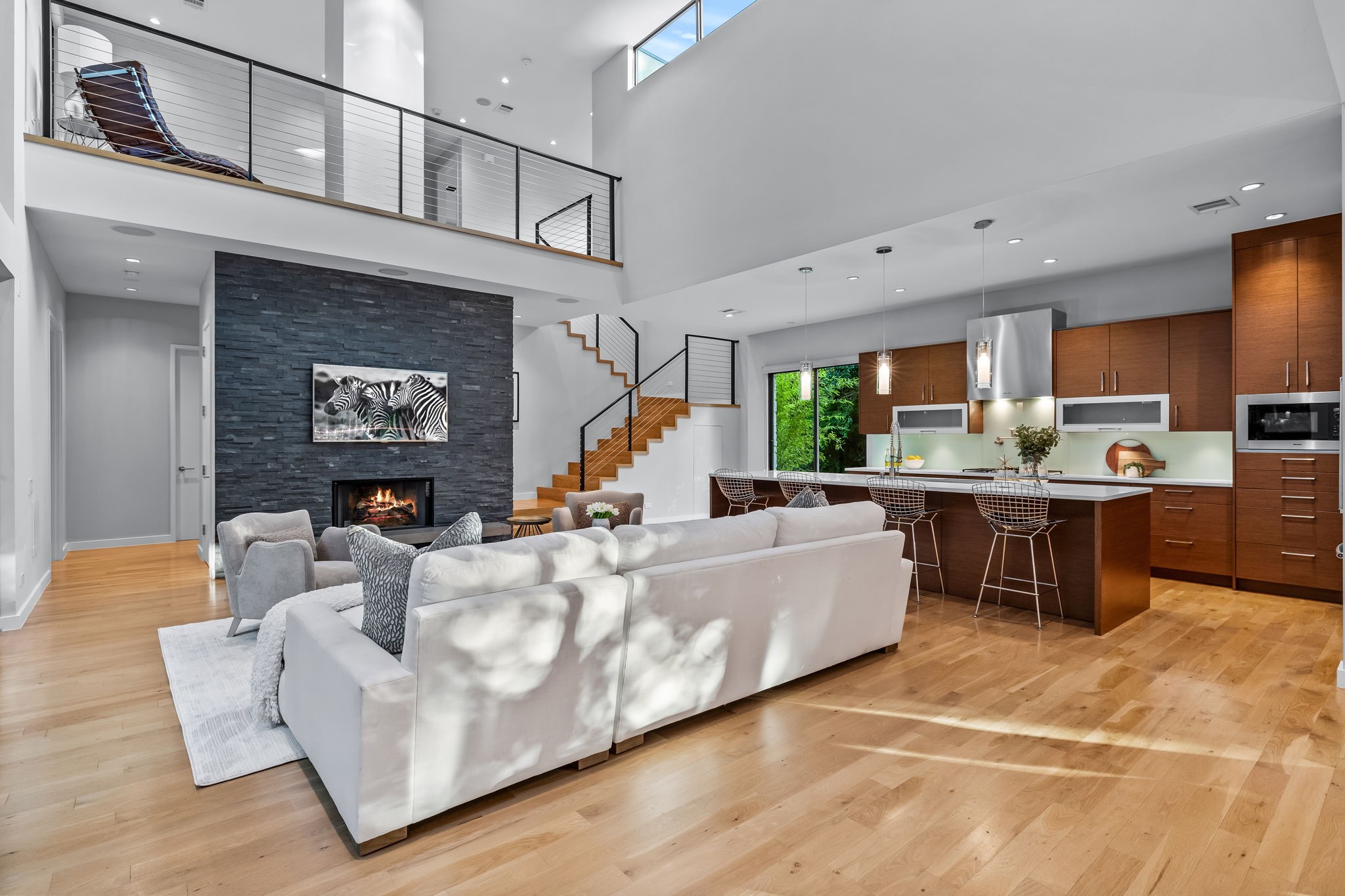 8006 San Leandro Drive