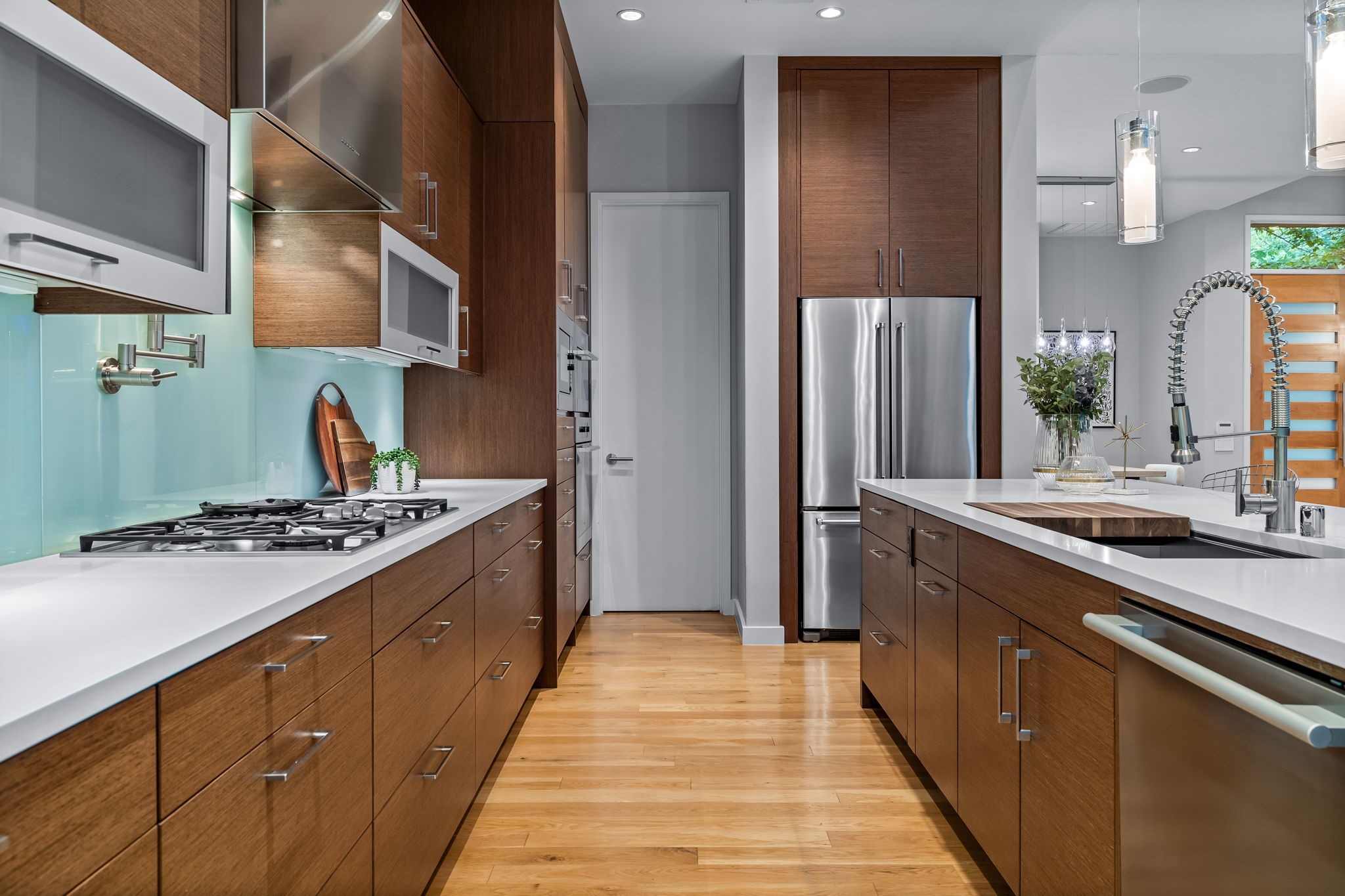 8006 San Leandro Drive