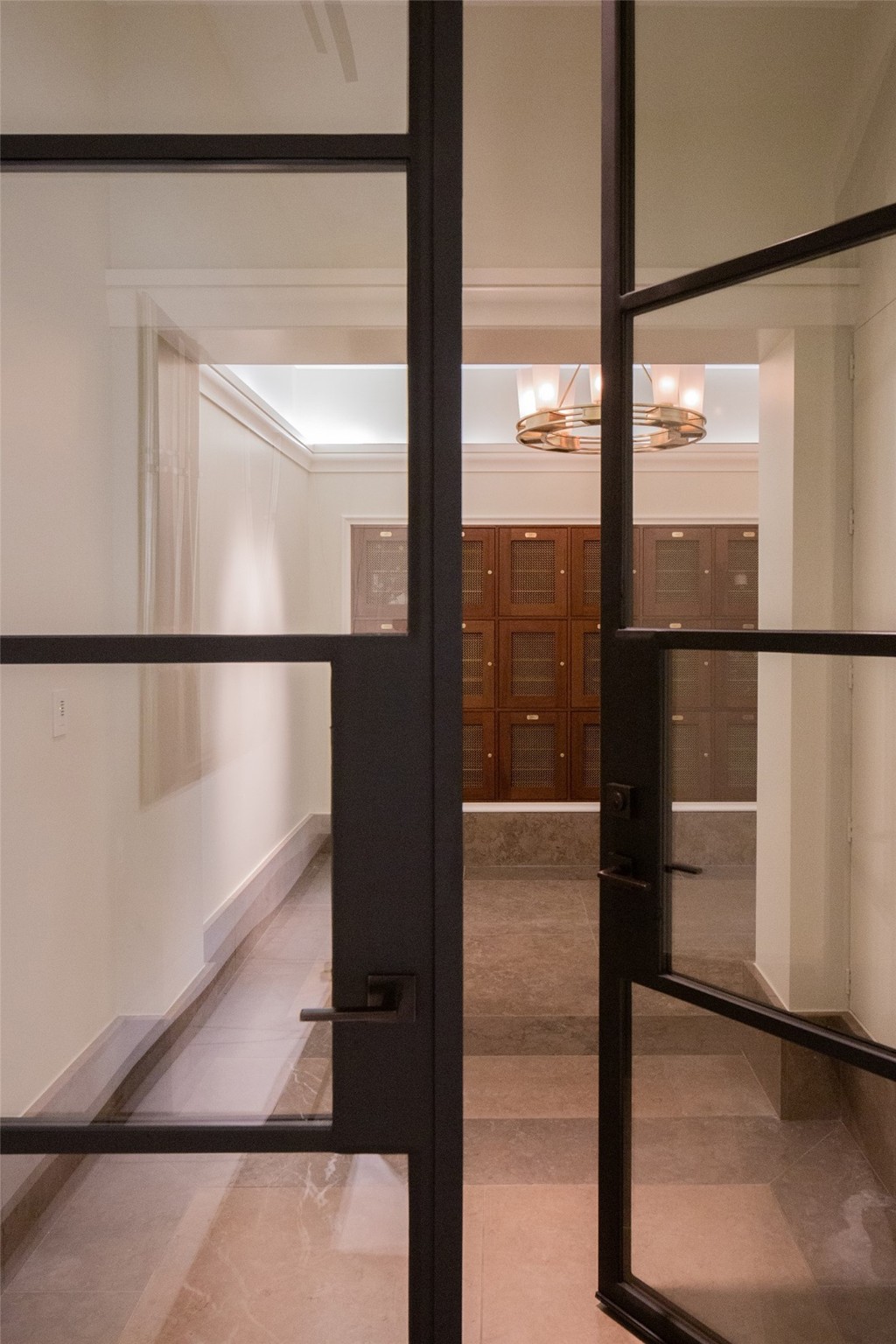 2555 N Pearl Street 1204