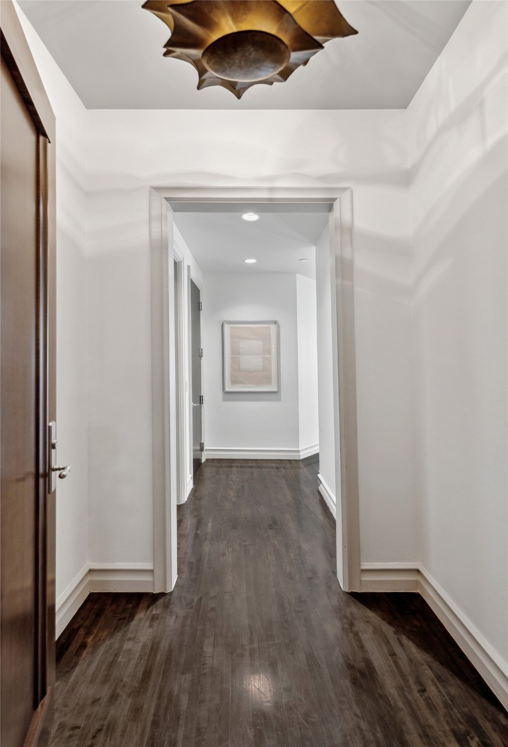 2555 N Pearl Street 1204