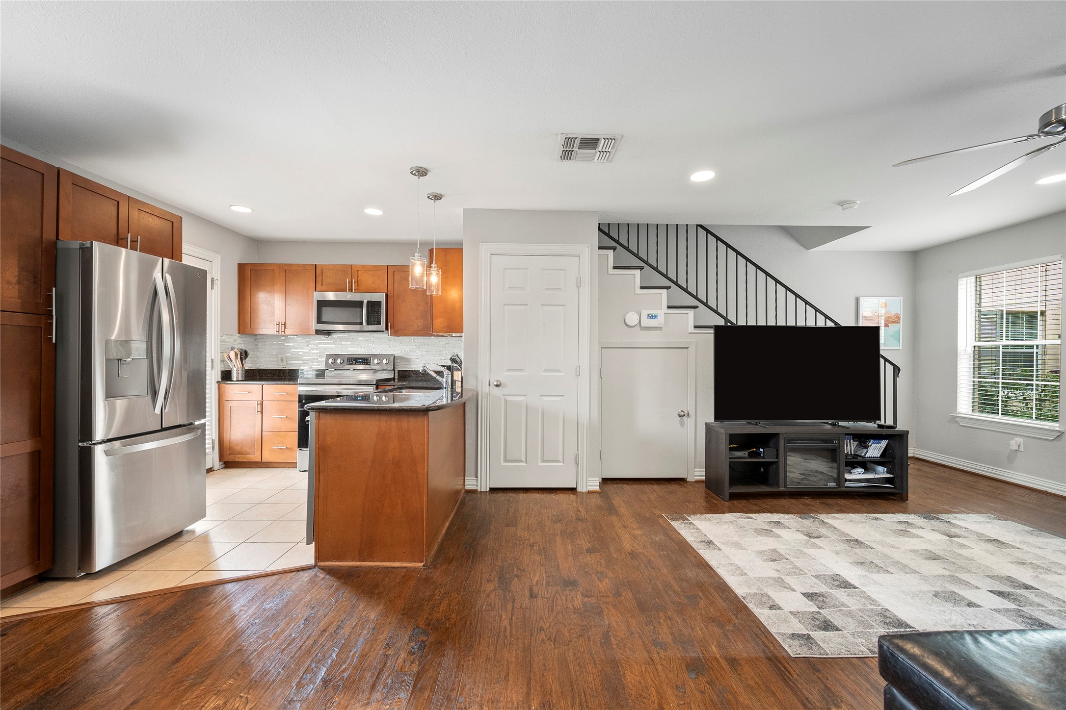 4719 Bradford Drive 4719