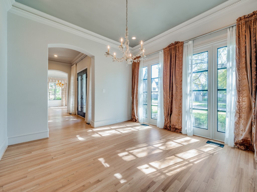 3836 Wentwood Drive