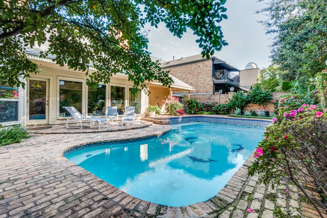 9102 Chapel Valley Road