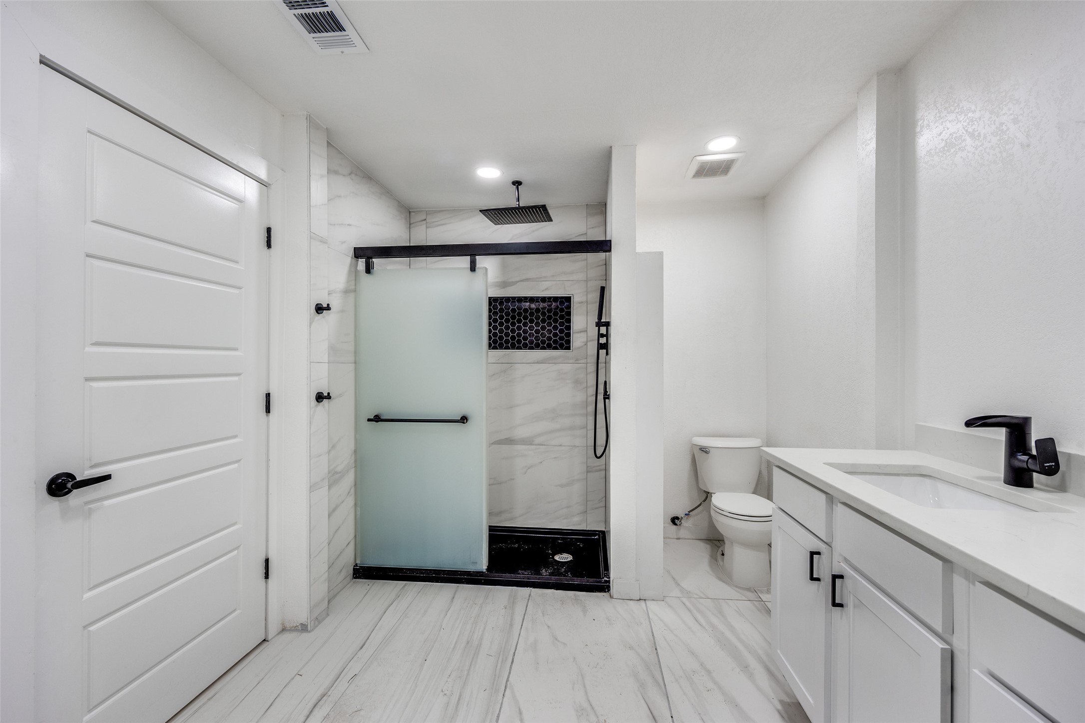 1905 Provincetown Lane
