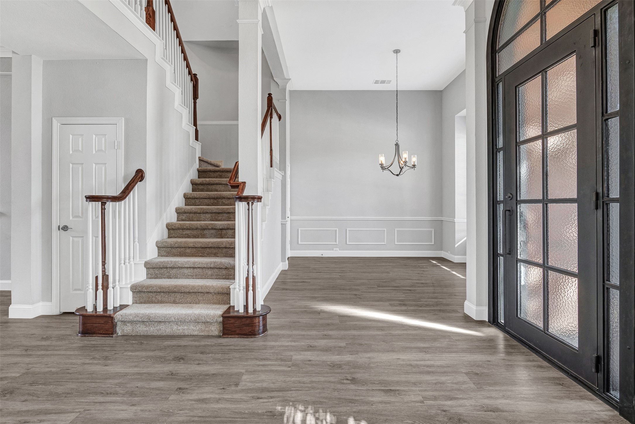 4561 CROSSTIMBER Drive