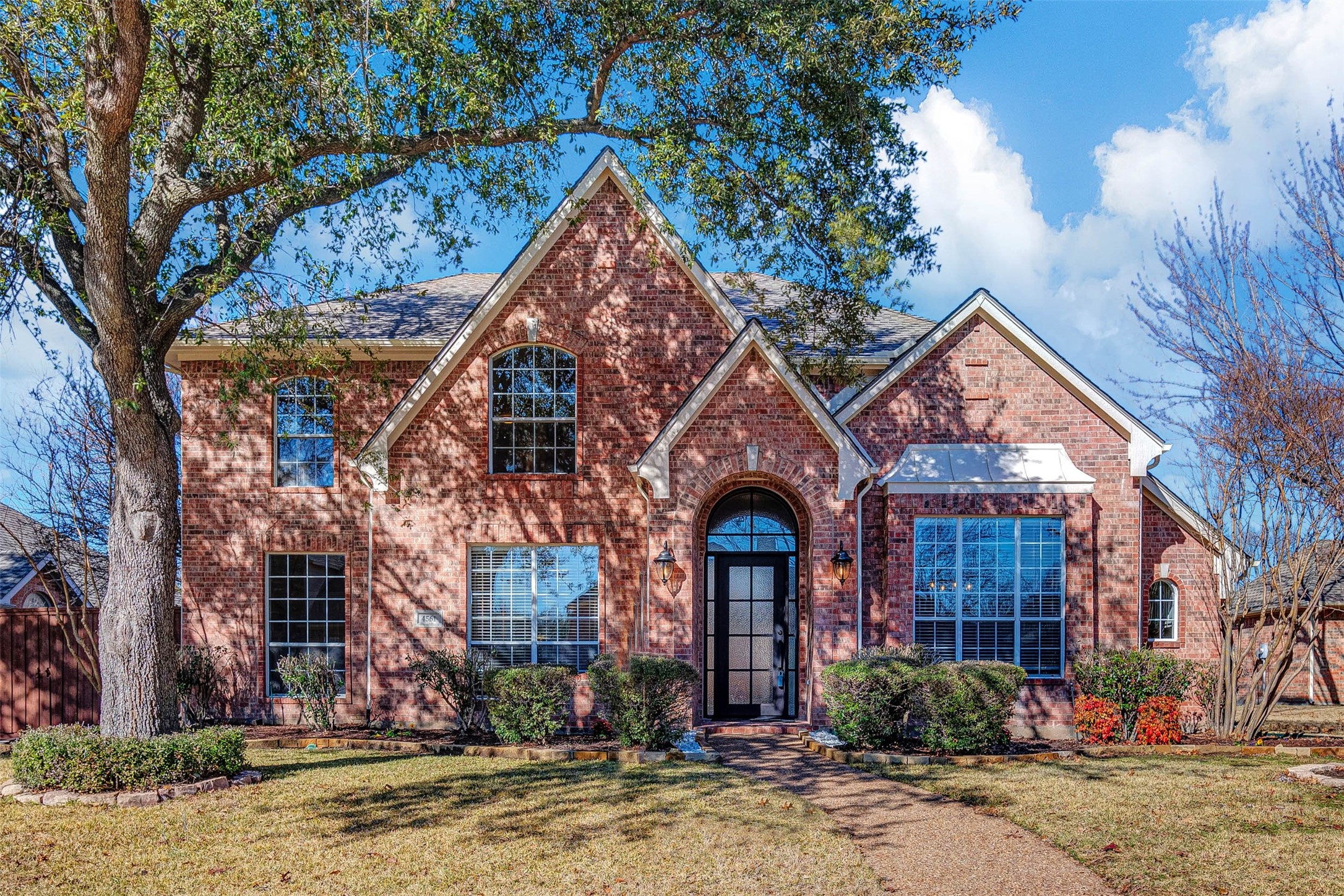 4561 CROSSTIMBER Drive