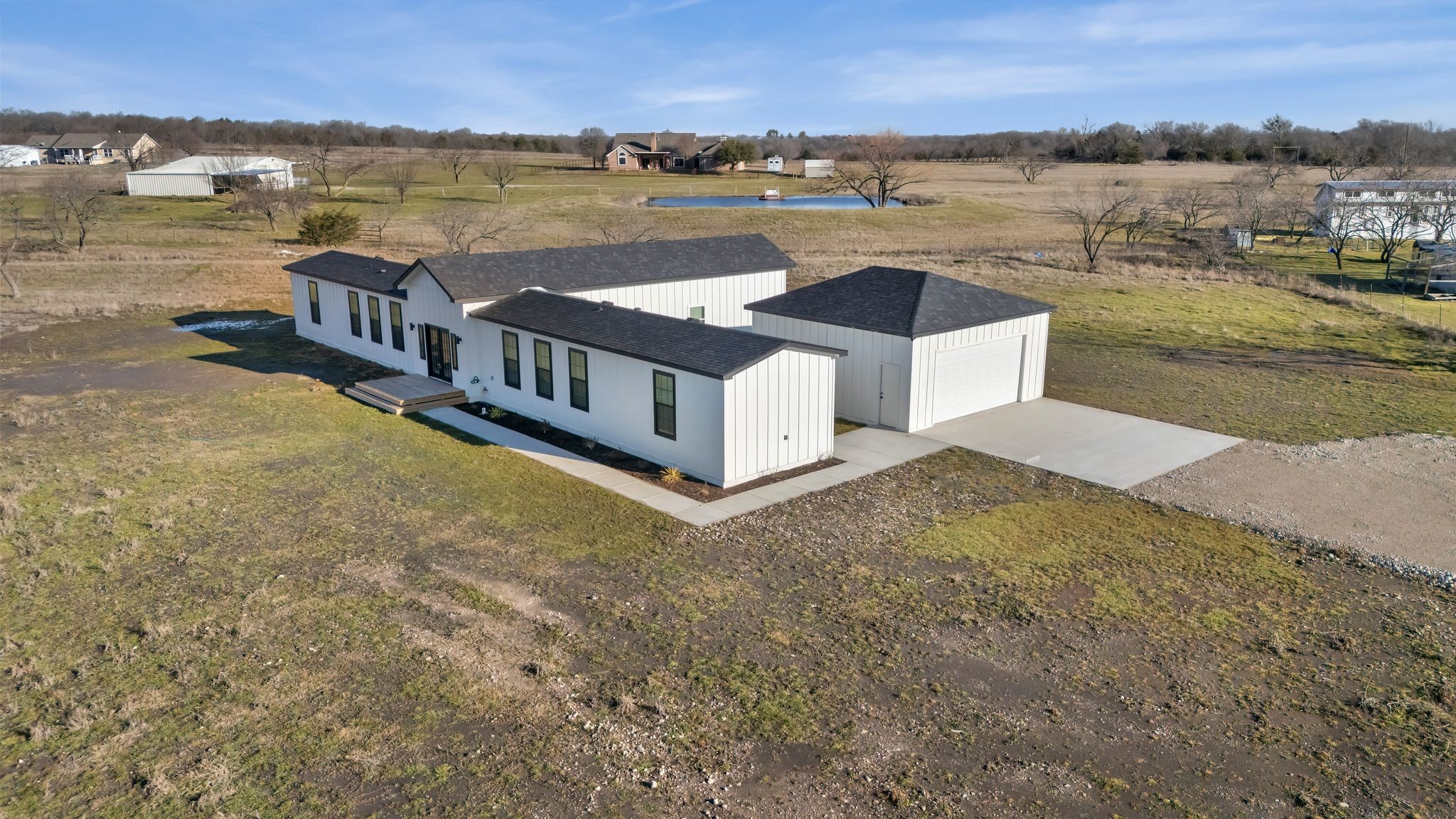 5502 Country Road 2646