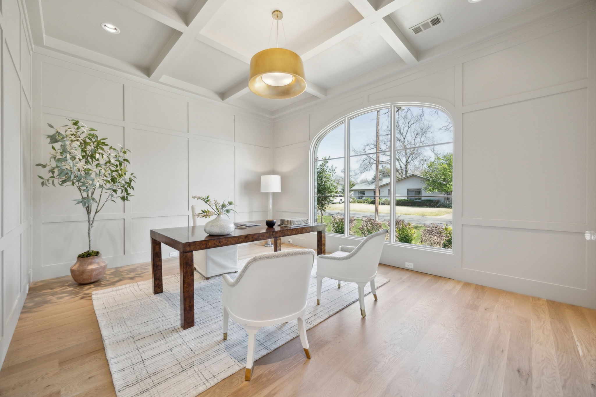 6541 Oriole Drive