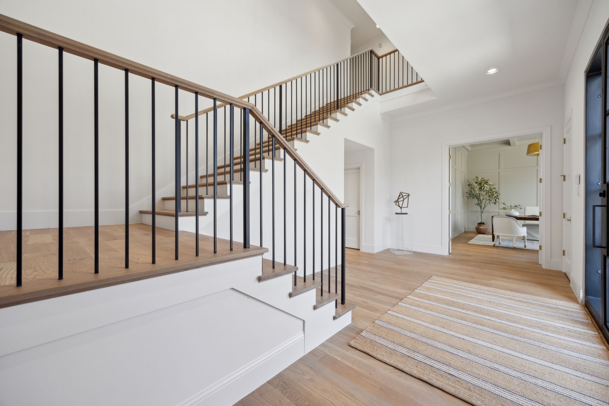 6541 Oriole Drive