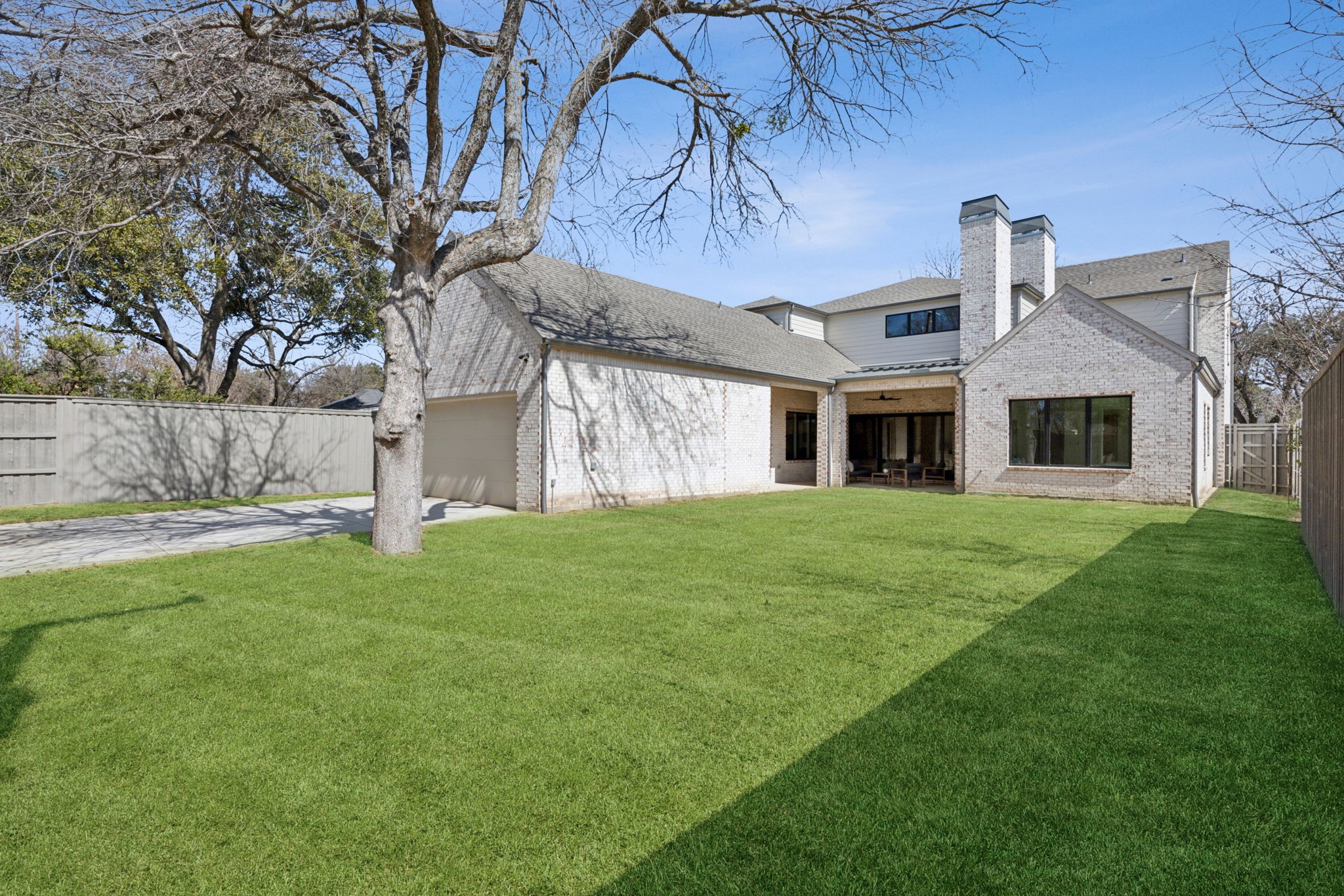 6541 Oriole Drive