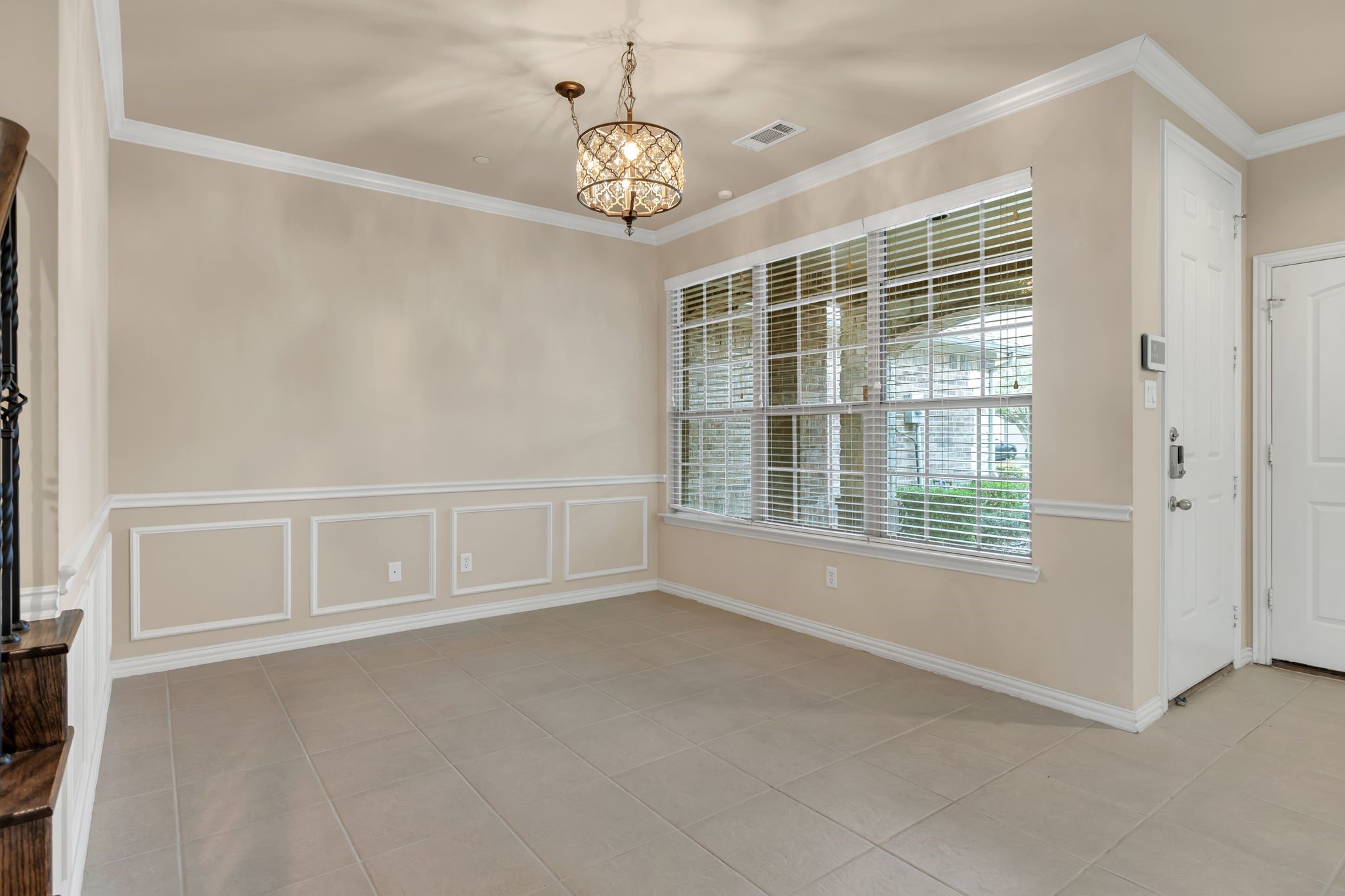 6111 Eagle Nest Drive